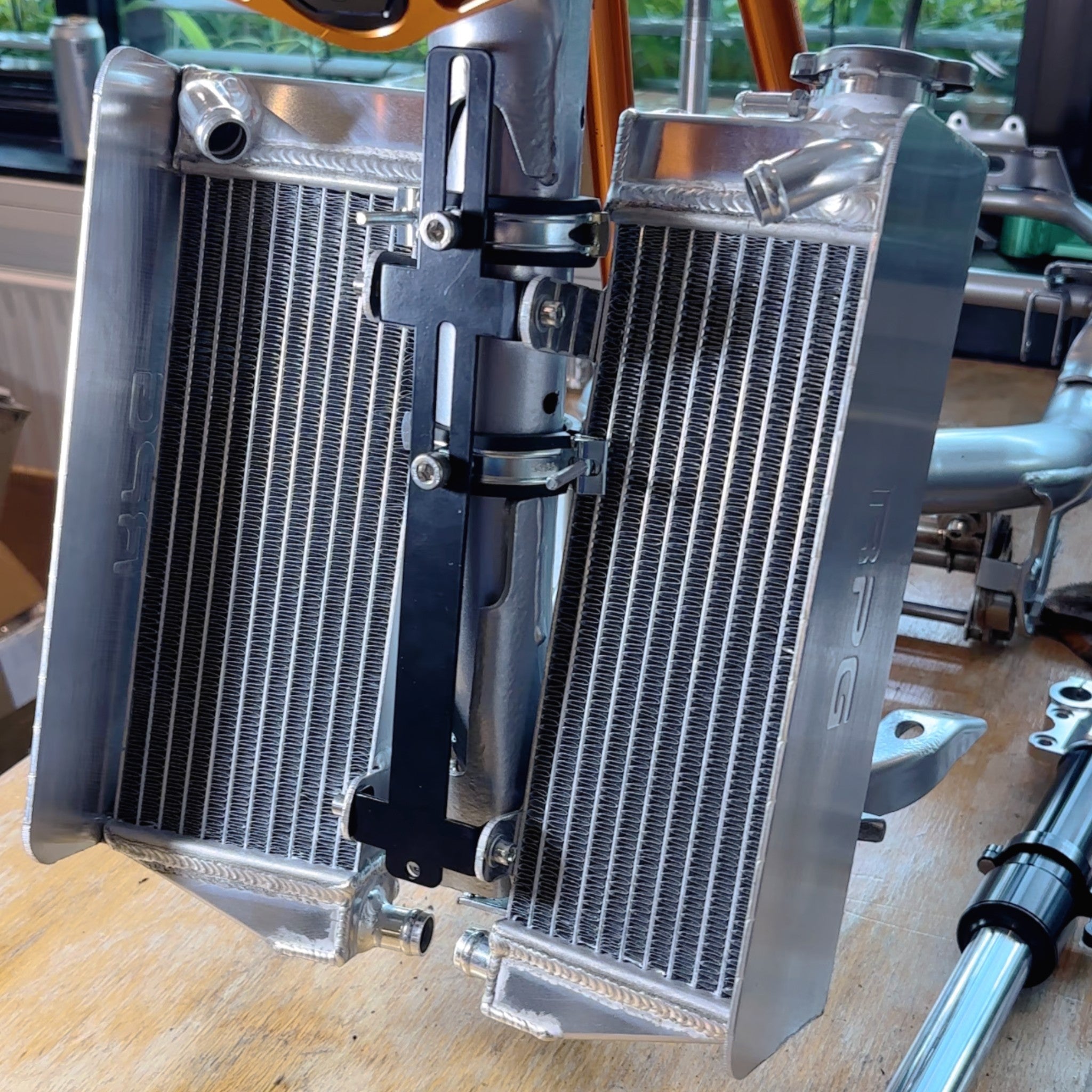 Racing Kühler RPG Twin Radiator MK2 / Yamaha Jog / Plug & Play / UniversellRacingProjectGermanyKühlergrillAluminium Kühler RacingMalaguti F12 KühlerMBK Booster Kühler