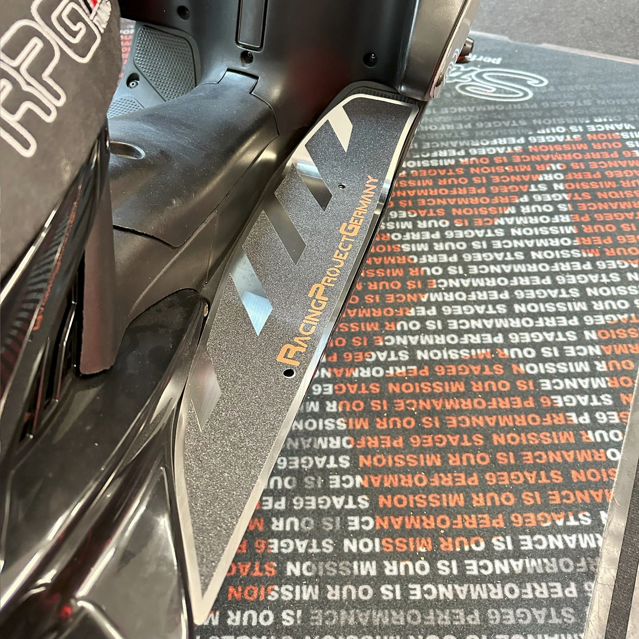 Trittblech RPG Grip Trittbrett Griptapes Yamaha Aerox MBK Nitro  